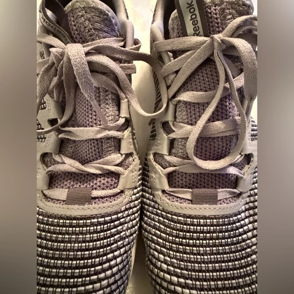 Reebok Charcoal and White Training Shoes - Picture 11 of 12